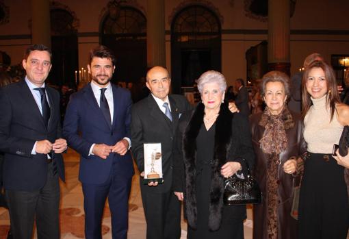 Juan de la Rosa, Beltrán Pérez, Juan Robles, Francisca Cruzado, Manuela Robles y Olga Carrión