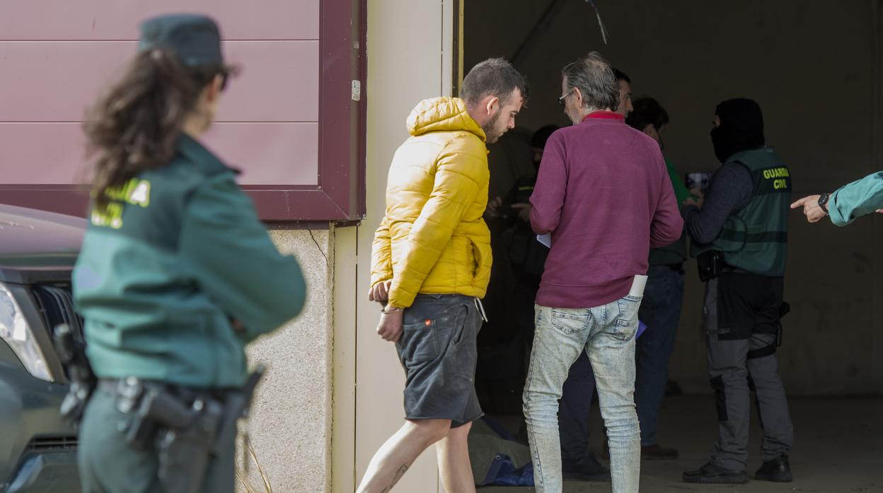 Uno de los detenidos el pasado viernes en la operación contra el tráfico de hachís en la provincia