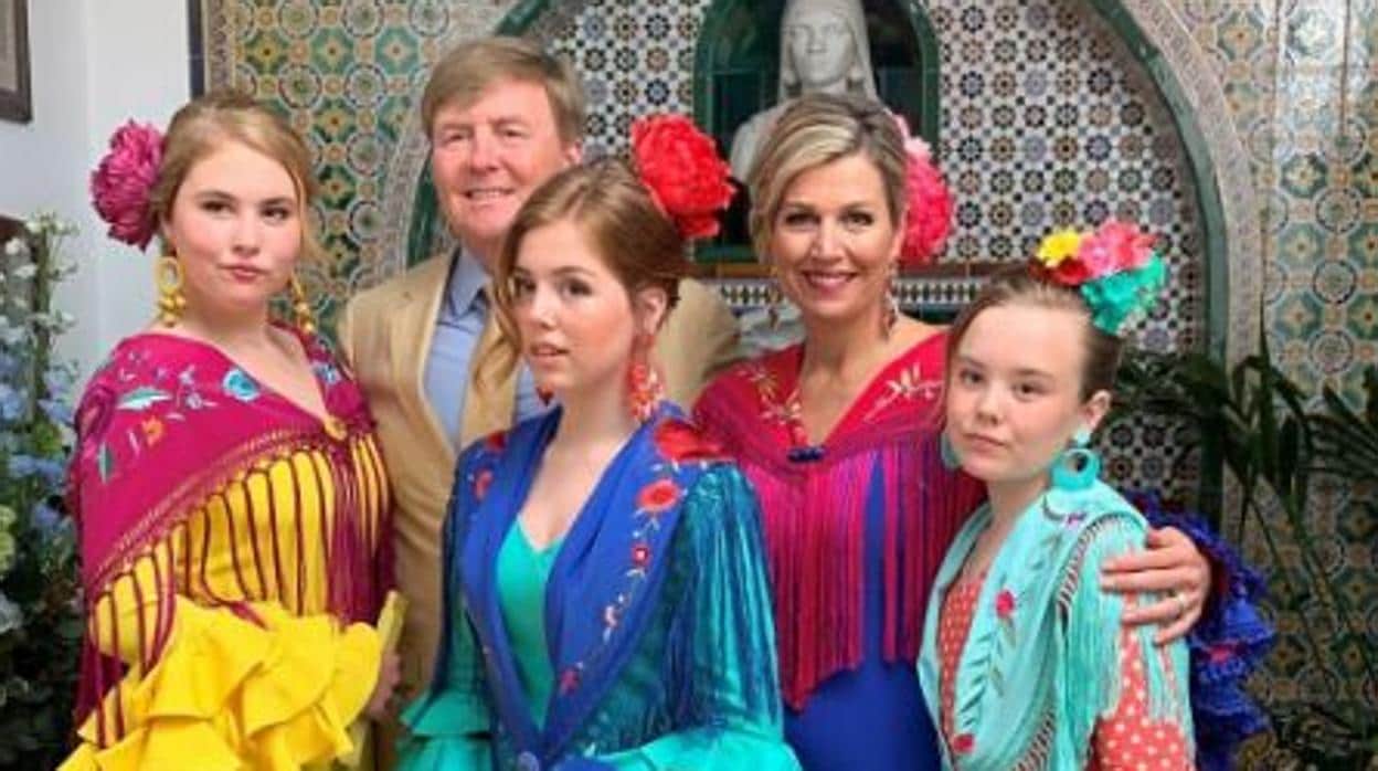Imagen de Instagram en la que aparece la familia real holandesa en su visita a Sevilla