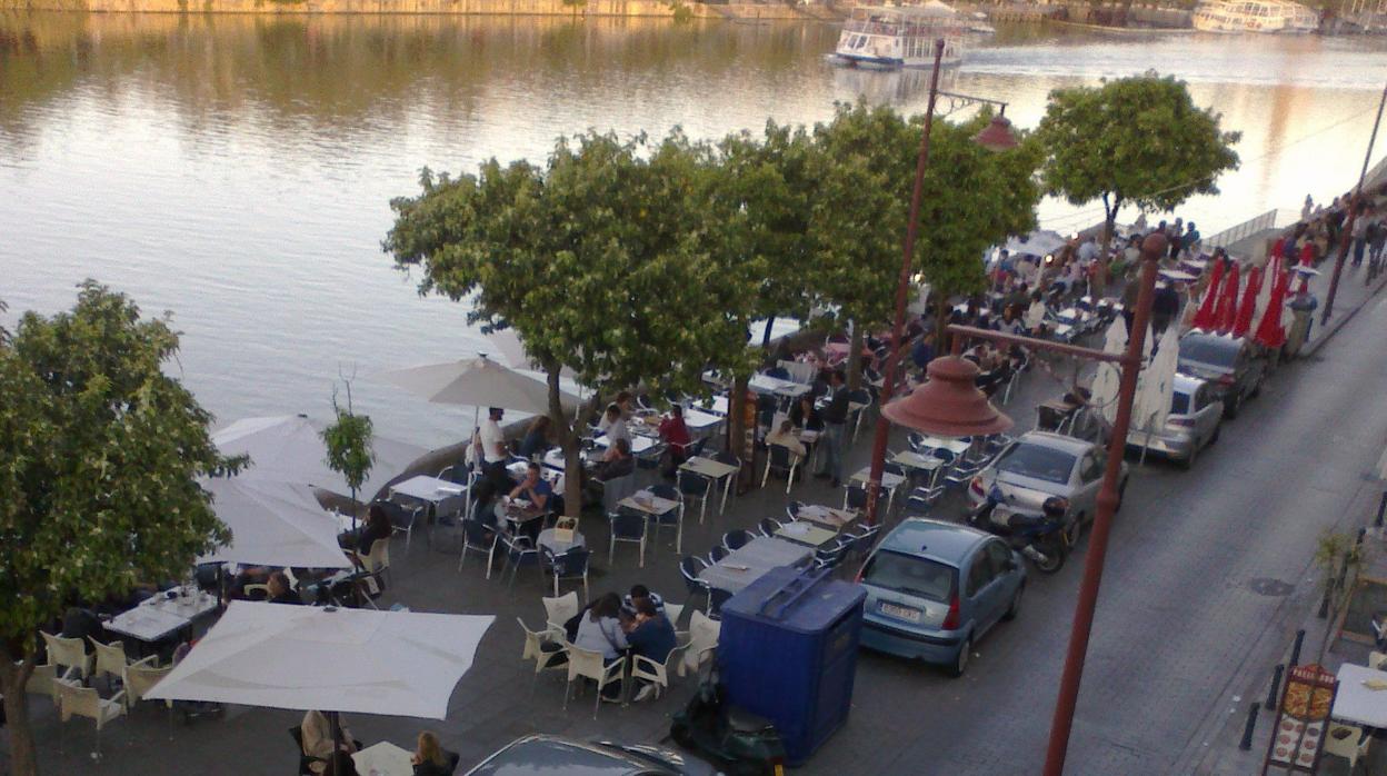 Imagen de archivo de la calle Betis donde ocurrió la agresión en la pasada Nochebuena