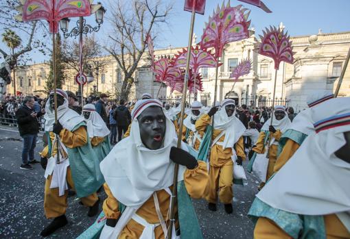 Todas las galerías de imágenes de las Cabalgatas de Reyes Magos de Sevilla de 2020