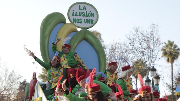 Todas las galerías de imágenes de las Cabalgatas de Reyes Magos de Sevilla de 2020