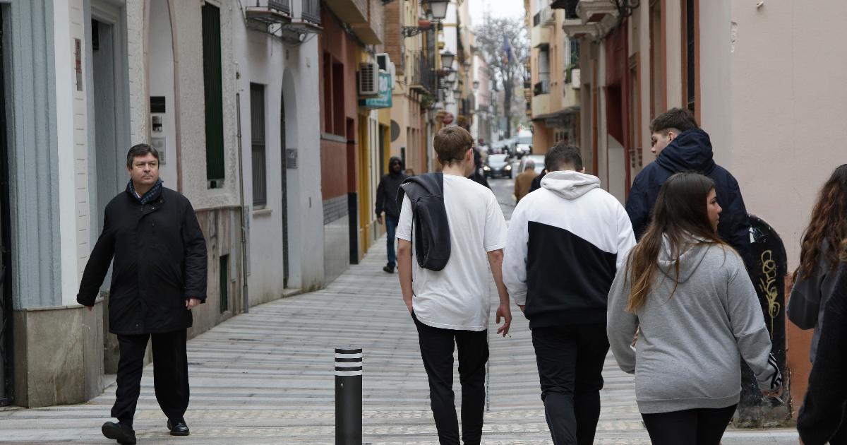 La calle Baños no tendrá veladores