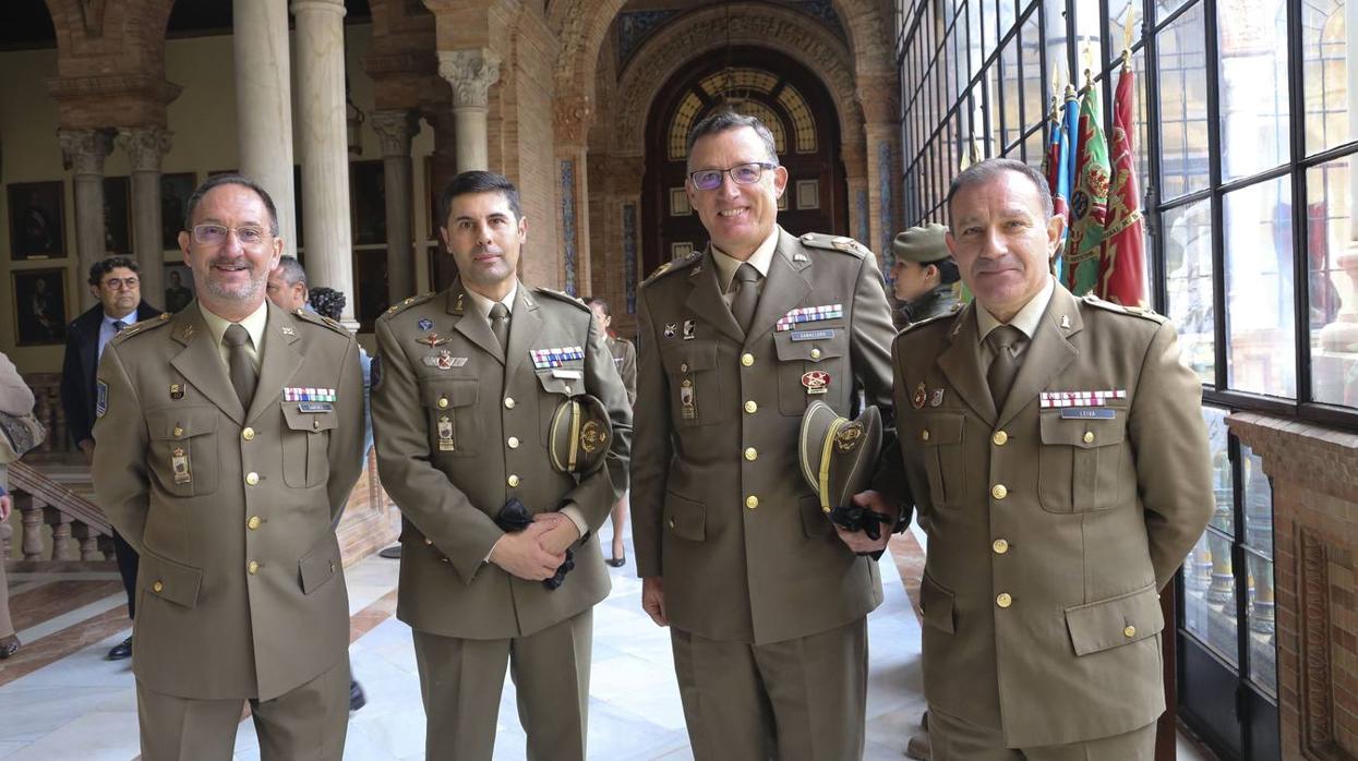 Pedro Sánchez Martínez, Teniente Coronel Rodríguez, Javier Caballero Albaladejo y Manuel Leiva Rocha