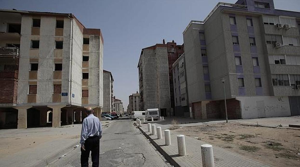 Los vecinos llevan años reclamando presencia policial permanente en el barrio