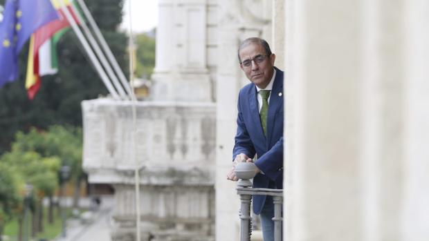 Miguel Ángel Castro: «La Universidad de Sevilla es más eficiente que la de Harvard»