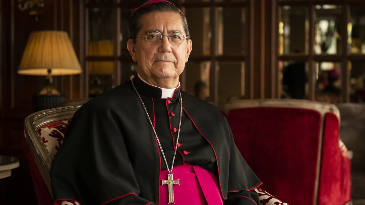 El cardenal sevillano Miguel Ángel Ayuso Guixot