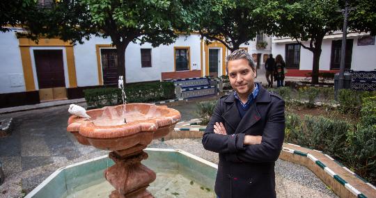 Mario Rodríguez Balbontín, en la plaza de Doña Elvira