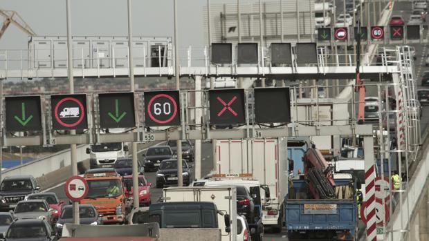 Fomento aprueba los desvíos provisionales para las obras del puente del Centenario