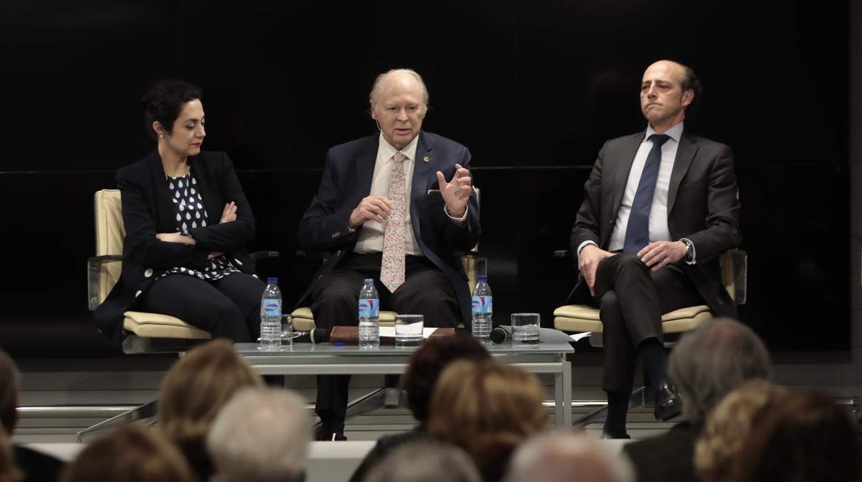 Carmen Vela, Florentino del Valle Rodríguez y Juan Antonio Carrillo Donaire