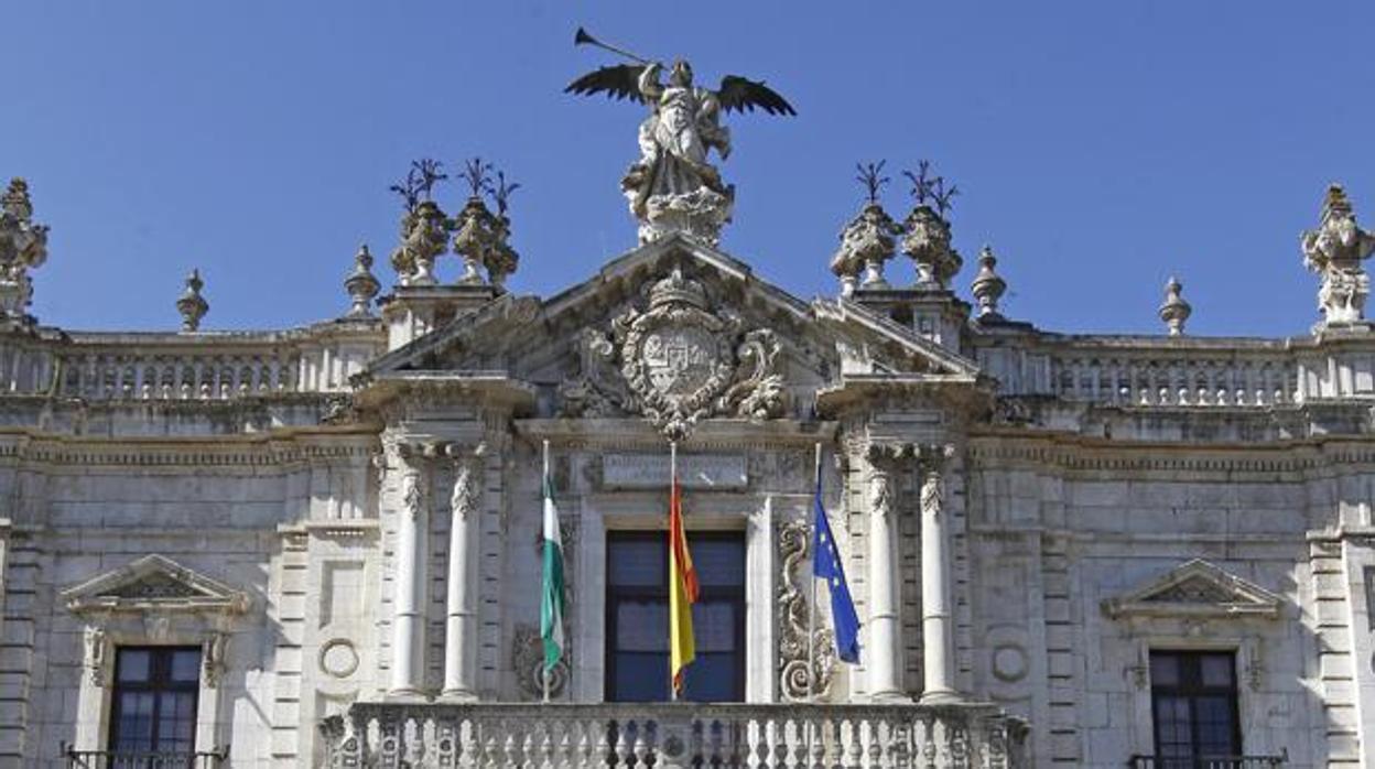 Fachada de la Universidad de Sevilla