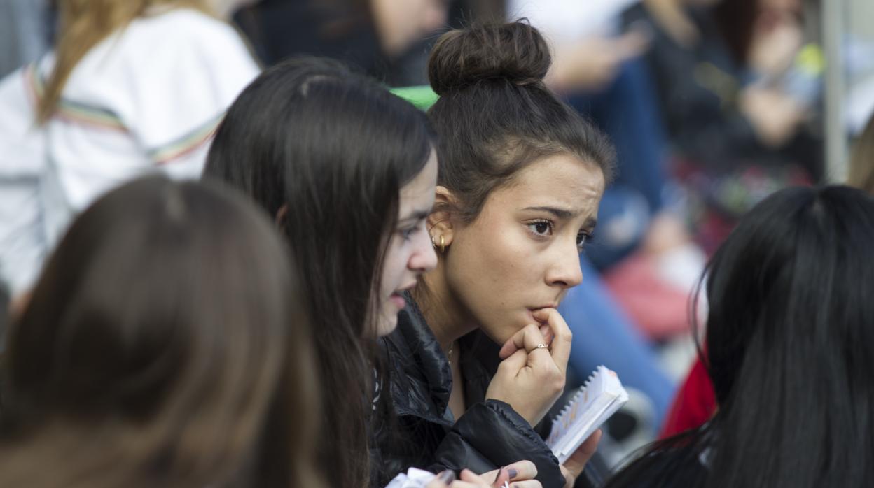 Estudiantes universitarios