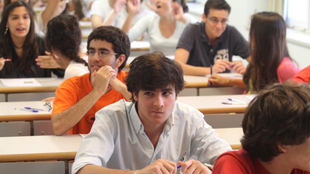 La Universidad de Sevilla suspende el pago de los últimos plazos de las matrículas