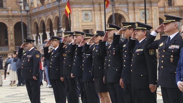 El agujero de la seguridad en Sevilla: faltan más de 800 agentes de Policía