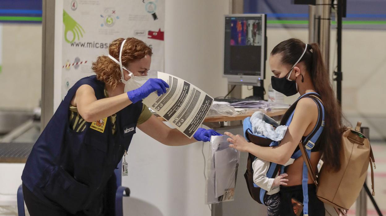 Medidas de seguridad en el aeropuerto de San Pablo de Sevilla