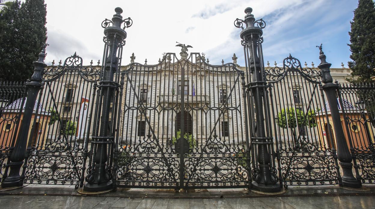 Fachada del Rectorado de la Universidad de Sevilla