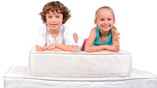 Cómo saber cuál es el mejor colchón para el descanso de nuestros hijos