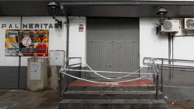 El cierre del mercado de Las Palmeritas de Sevilla por el coronavirus se prolonga sine die