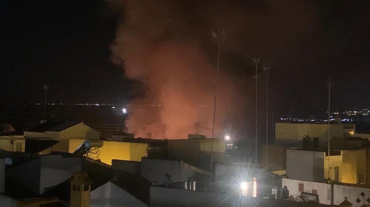 Incendio en Sanlúcar La Mayor