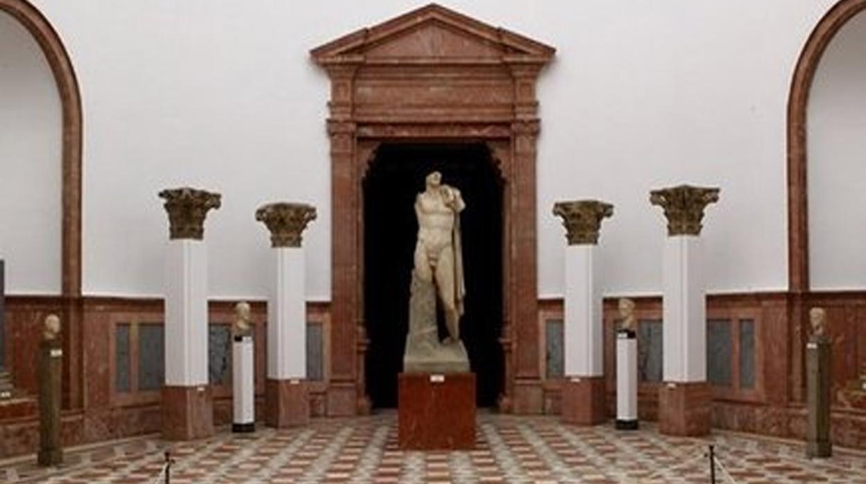 Una de las salas expositivas del museo sevillano