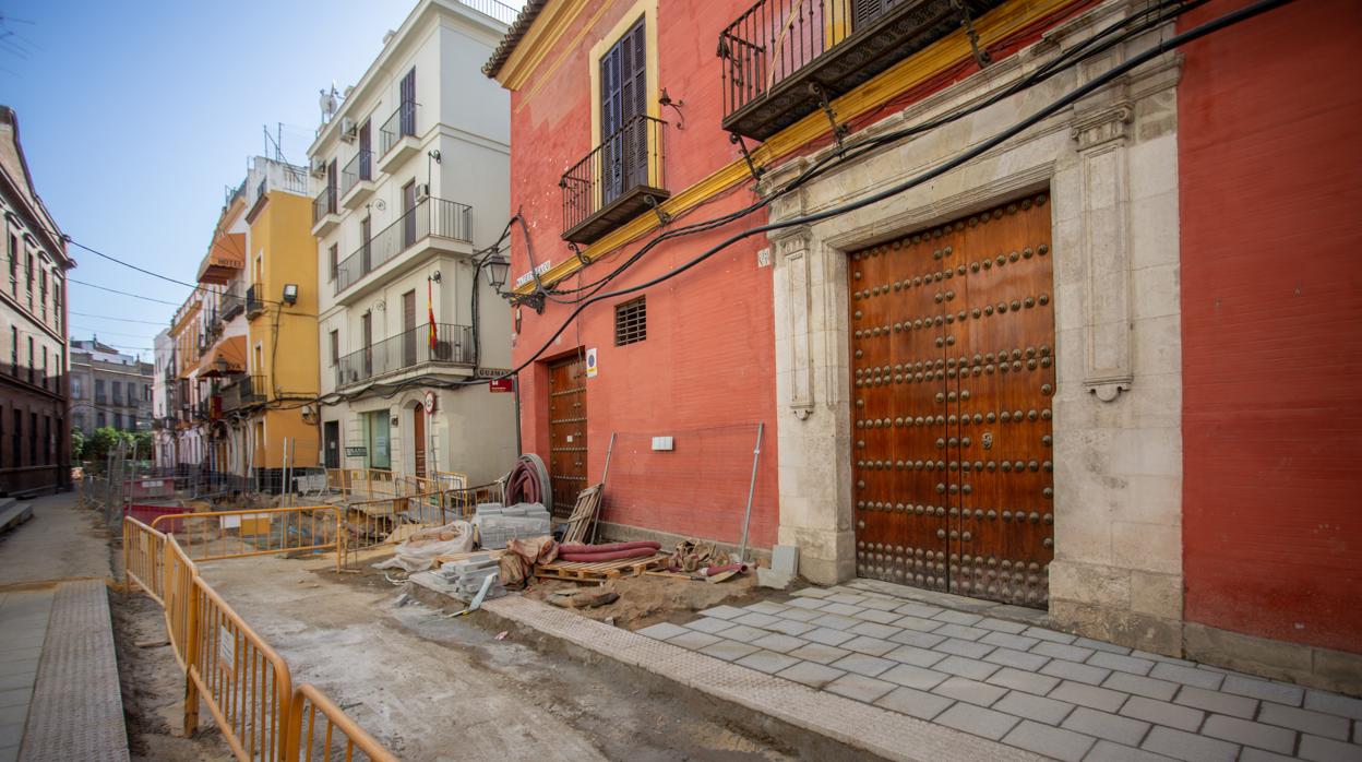 Obras en la calle Mateos Gago