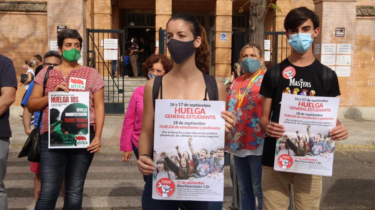 Varios convocante de la huelga este miércoles en Sevilla