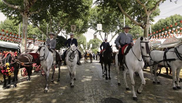 El miércoles de Feria (21 de abril) y el Corpus (3 de junio) serán los festivos en Sevilla en 2021