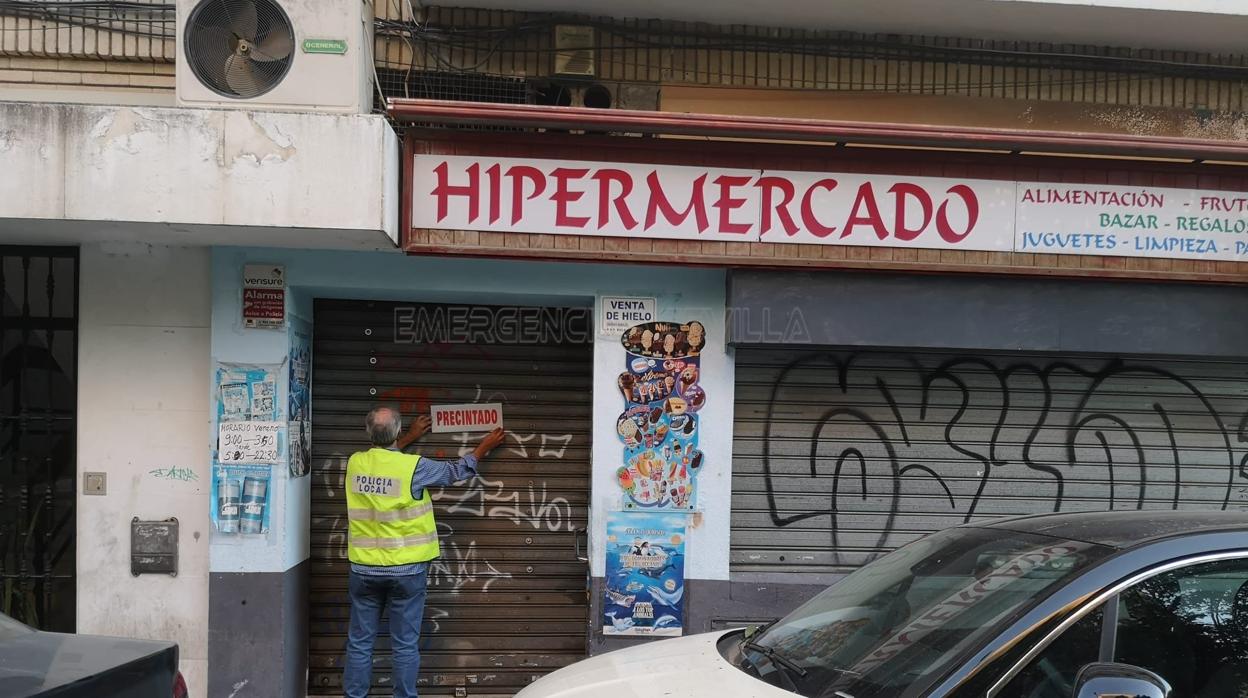 Uno de los locales cerrados