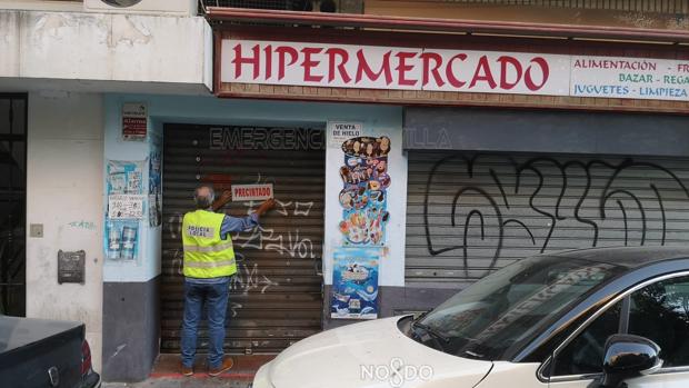 La Policía Local cierra tres establecimientos en Sevilla por vender alcohol a menores