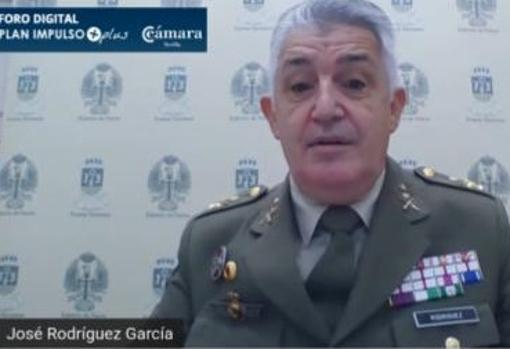 El teniente general jefe de la Fuerza Terrestre en el foro celebrado este jueves