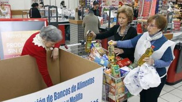 El Banco de Alimentos de Sevilla celebra su «Gran Recogida»