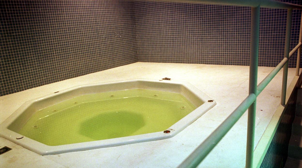 Imagen de archivo de un jacuzzi