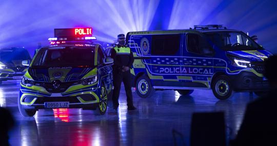 Los nuevos vehículos de la Policía Local en la presentación que tuvo lugar en Fibes