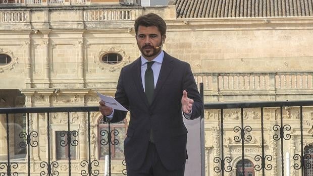 Beltrán Pérez reclama a Espadas una actuación urgente en el Casino y el Lope de Vega