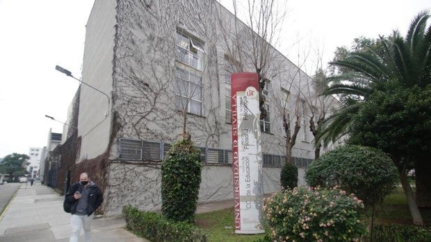 Alumnos de la Universidad de Sevilla utilizan una herramienta de Google para copiar en un examen virtual