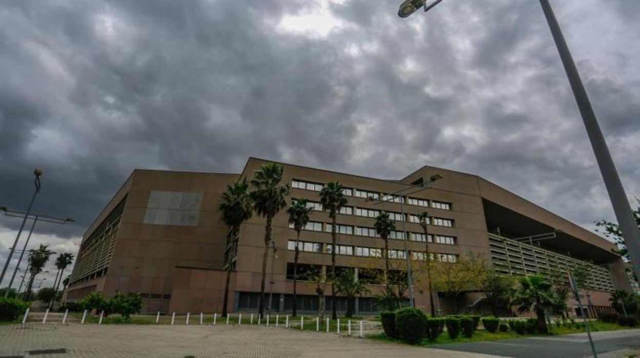 Exterior del estadio de la Cartuja de Sevilla