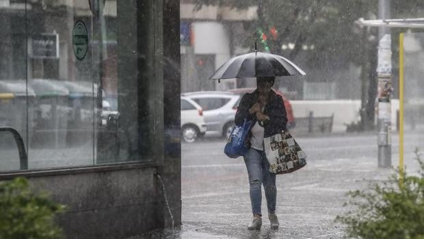 Tiempo en Sevilla: tarde de intensas lluvias, que no cesarán hasta bien entrado el jueves