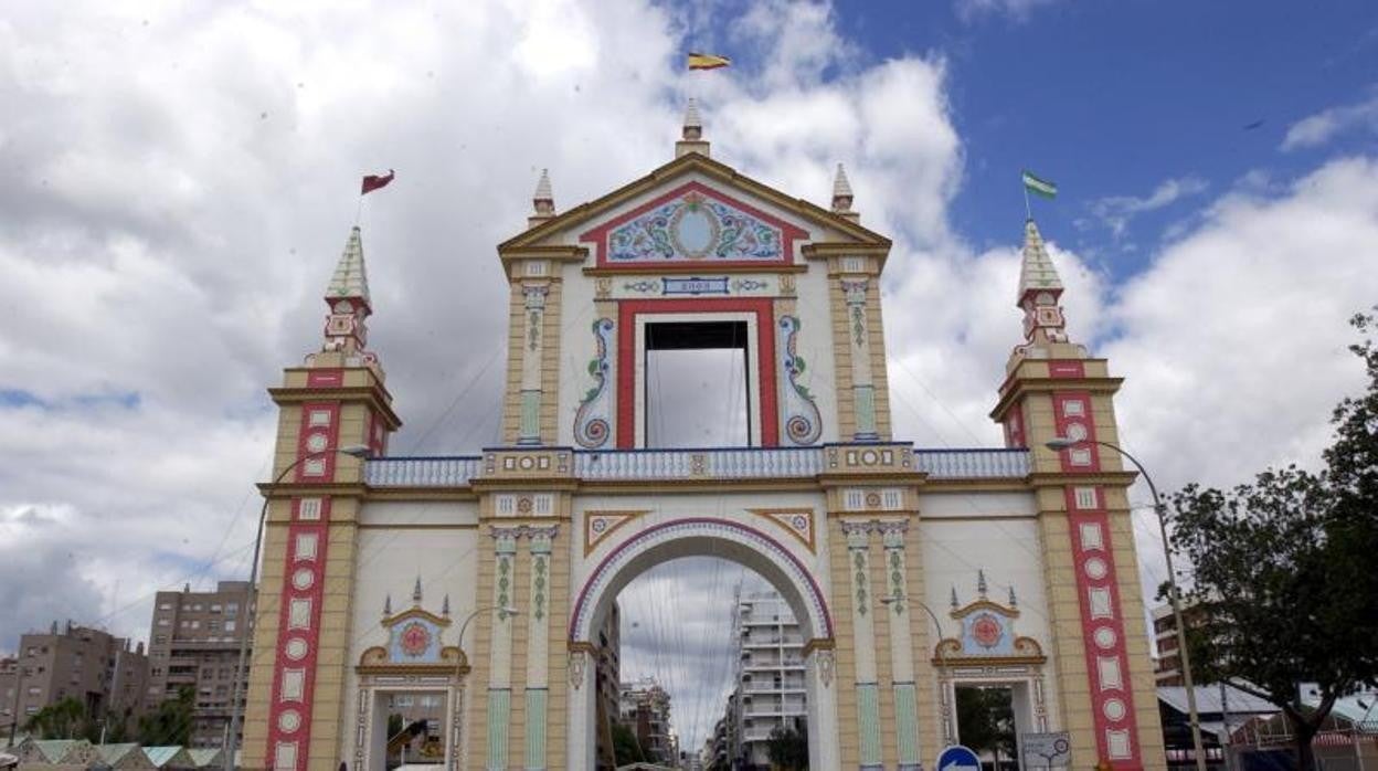 Portada de la Feria de Sevilla de 2003