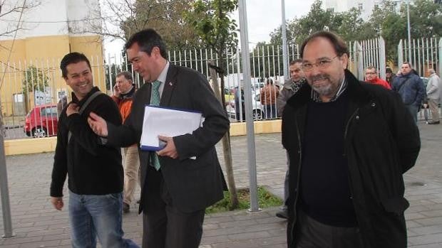 El gobierno local de Espadas convertirá al veterano Alfonso Mir en vicepresidente de Lipasam