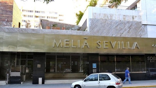 Los hoteles cerrados de Sevilla se plantean la vuelta con la movilidad entre provincias