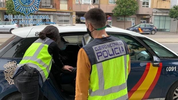 No hay caza al pijo en Sevilla, pero sí hay ladrones