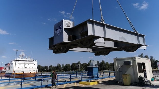 El Puerto termina de poner a punto la esclusa del Guadalquivir