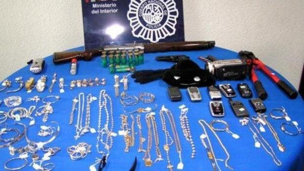 Sigue estos consejos de la Policía para evitar que roben en tu vivienda cuando no estás