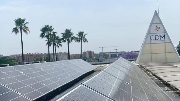 El Colegio Centro Docente María de Sevilla apuesta por las energías verdes