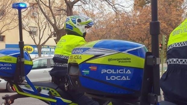 Dos menores protagonizan una arriesgada persecución con una motocicleta robada por las calles de Sevilla