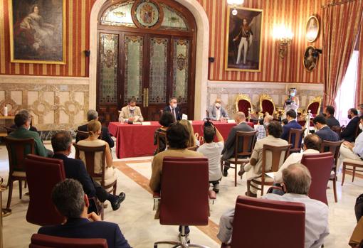 Acto celebrado este lunes en el Ayuntamiento