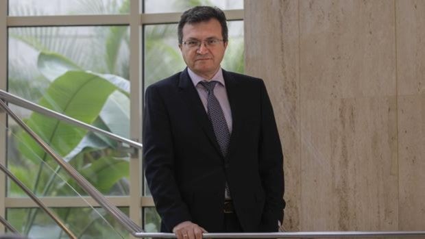 El Sindicato Médico de Sevilla califica de «dislate» el proyecto del Gobierno sobre «violencia obstétrica»