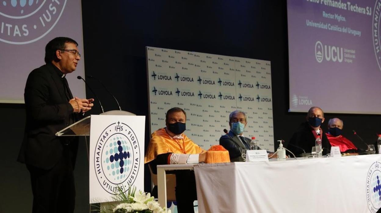 Acto de apertura del curso en la Universidad Loyola