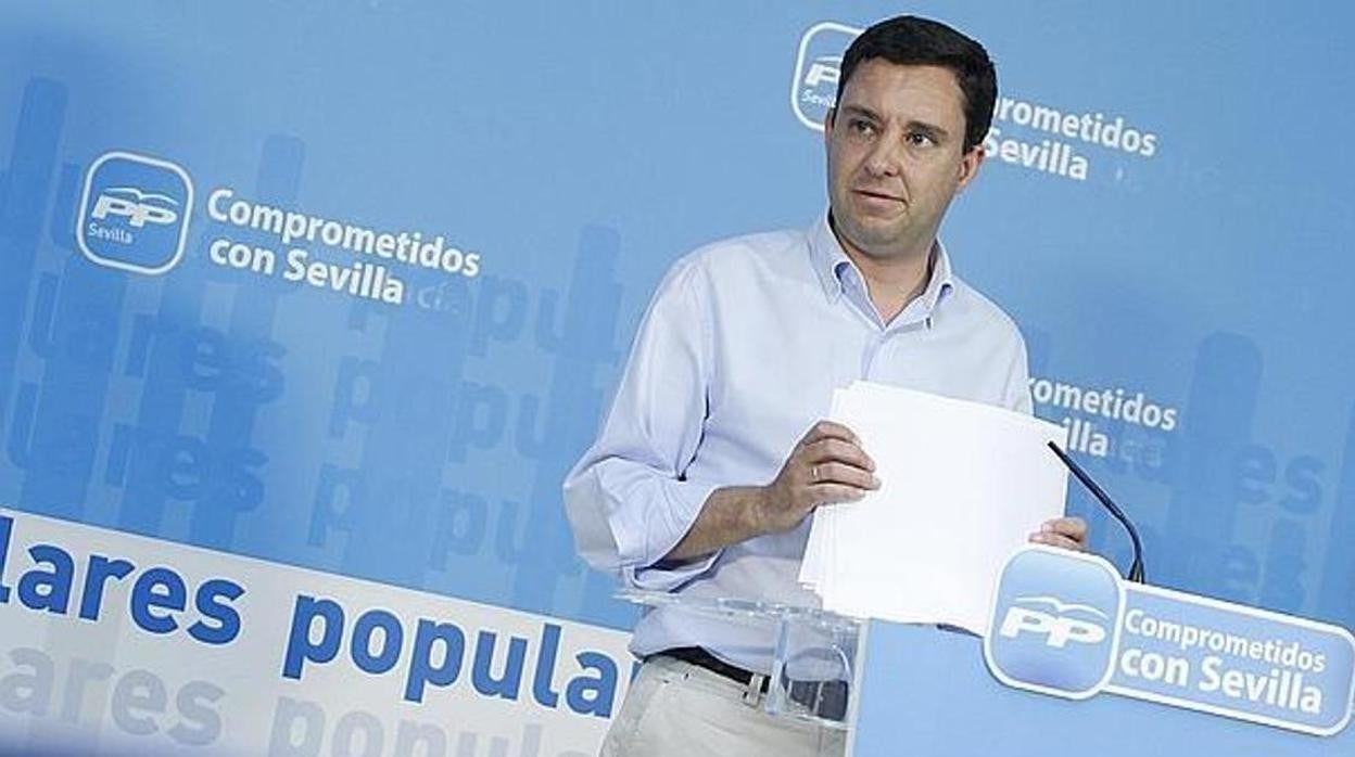 El portavoz de los populares en el Consistorio de Sevilla, Juan de la Rosa