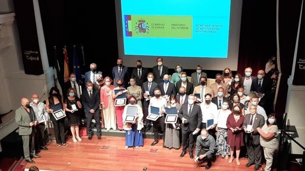 Entregadas en Sevilla las medallas por la Virgen de La Merced, patrona de las prisiones